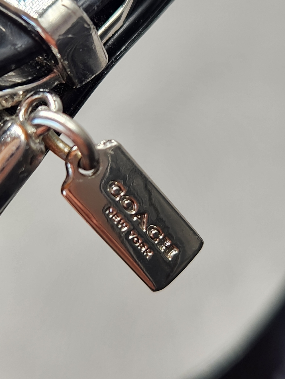 Coach T-strap Sandals 9 Black Jelly Piccadilly A6370 Thong Dainty Logo Charm - Picture 9 of 16